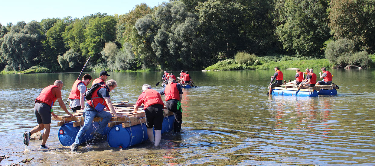 Gemeinsamer Floßbau – Teamevents in den AREffekt-Regionen